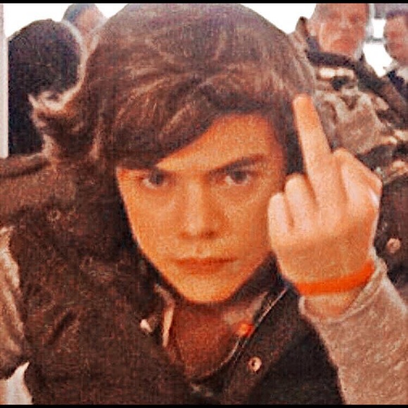 Meet your Posher, Aeryn - Picture 1 of 1